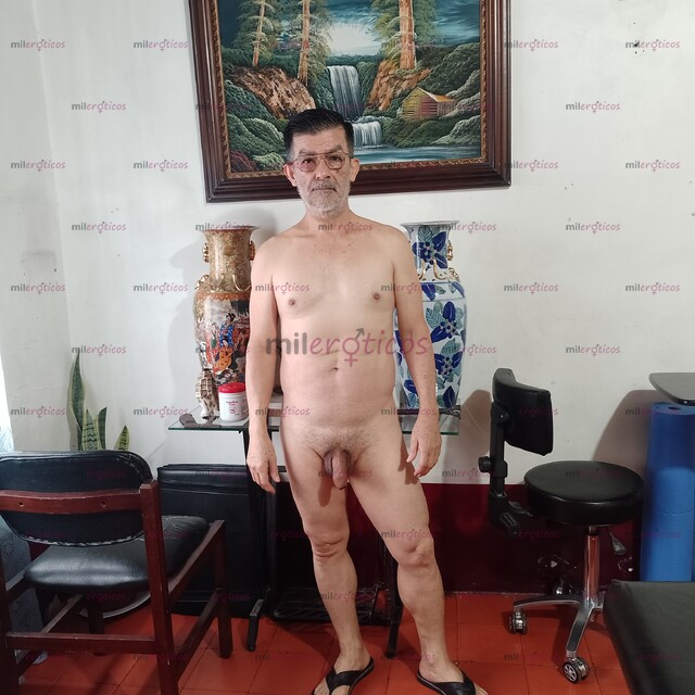 FOTOS DE MASAJISTA PROFESIONAL 61 AÑOS VARONIL PASIVO OFREZCO SERVICIO