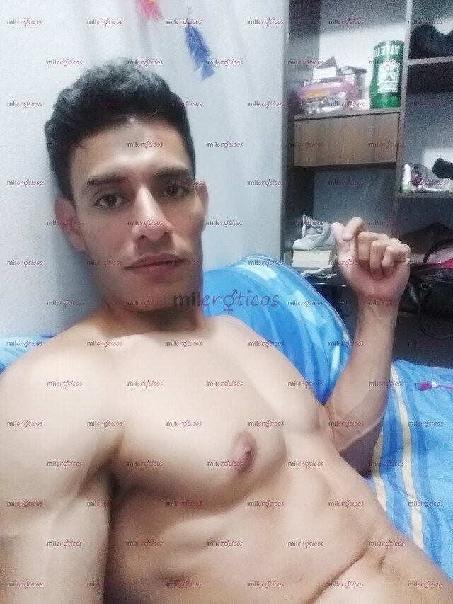 FOTOS DE DANIEL DISPONIBLE AHORA PARA TI SOLA O CON TU PAREJA