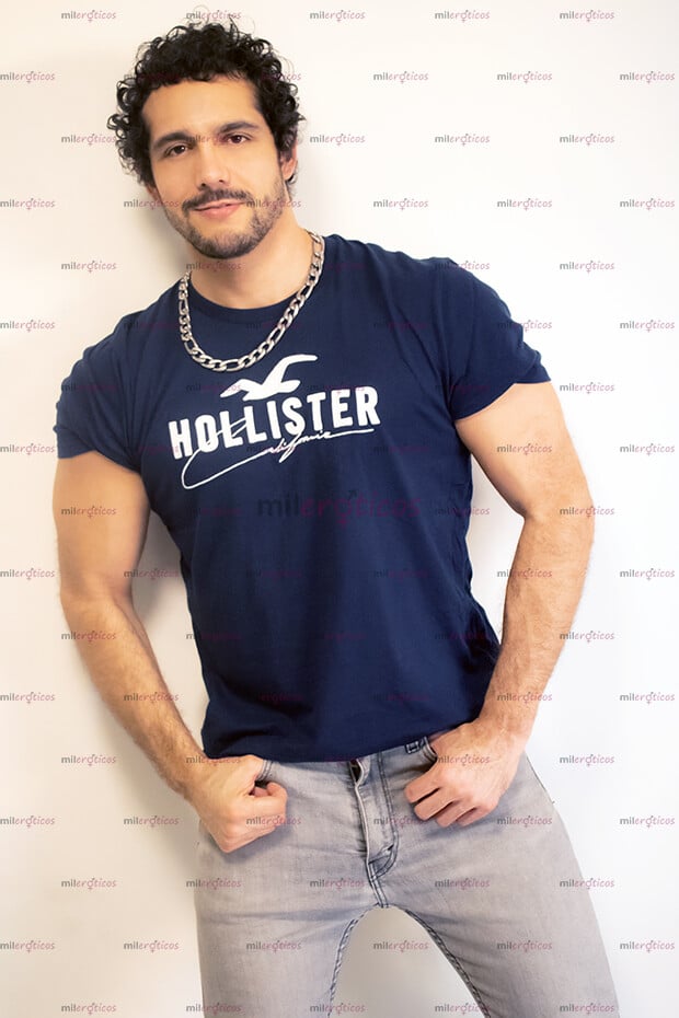 FOTOS DE JUANITO DOTADO Y SU INCREIBLE CONTENIDO GAY CALIENTE QUE TE VA ENCANTAR