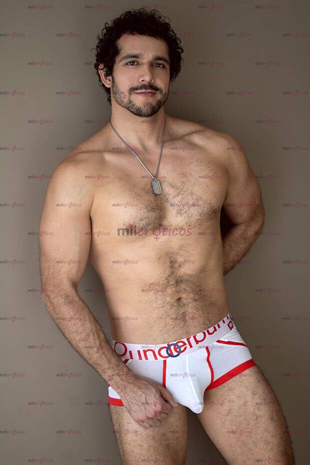 FOTOS DE BESOS, AMOR, BELLEZA, ATRACCIÓN, QUÍMICA, PERFECCIÓN, SOY TU HOMBRE IDEAL