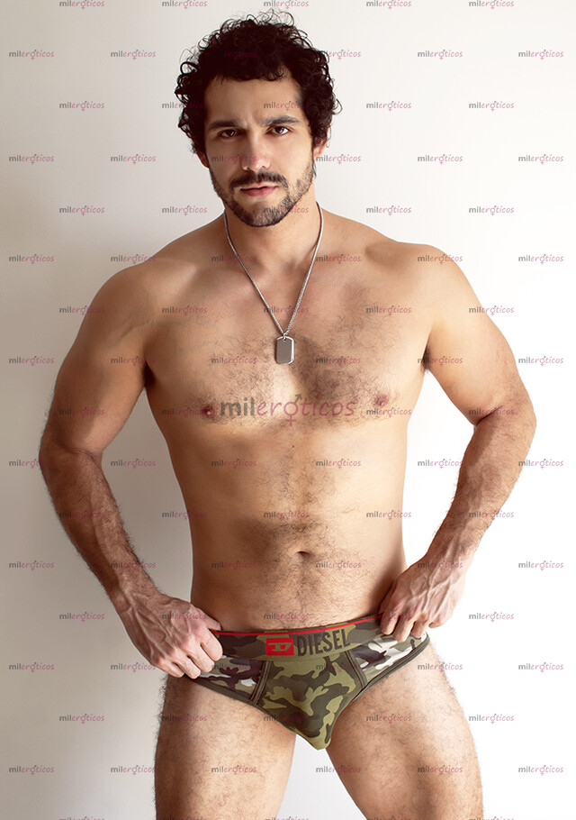FOTOS DE BESOS, AMOR, BELLEZA, ATRACCIÓN, QUÍMICA, PERFECCIÓN, SOY TU HOMBRE IDEAL