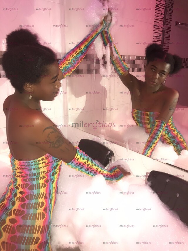 FOTOS DE AMOR VEN A COMERME TODITA ESTOY DISPUESTA PARA TI