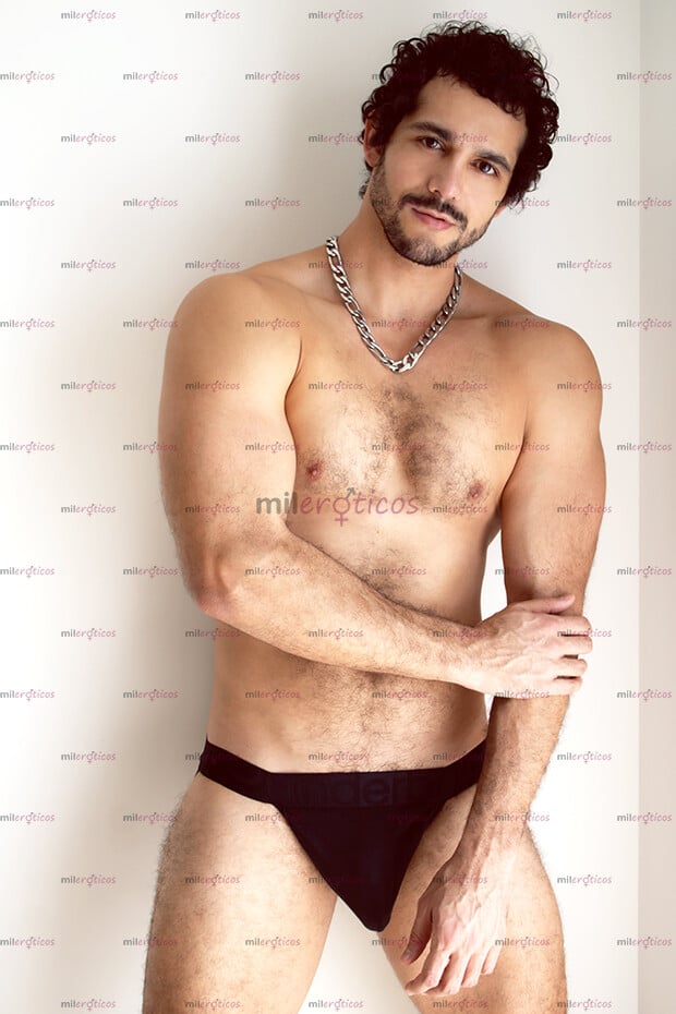 FOTOS DE GAY ATLÉTICO, VERGA GRANDOTA, CULO GRANDE Y APRETADO VIRTUALIZA TUS SENTIDOS