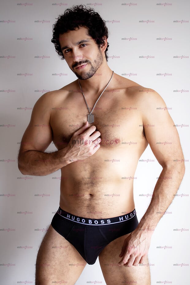 FOTOS DE GAY ATLÉTICO, VERGA GRANDOTA, CULO GRANDE Y APRETADO VIRTUALIZA TUS SENTIDOS