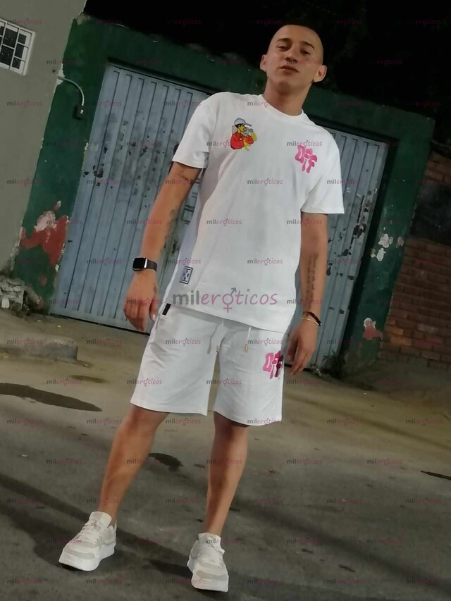 FOTOS DE POLLO COMPLACIENTE FULL ARRECHO CON BUENAS NALGAS PARA COMPLACERTE