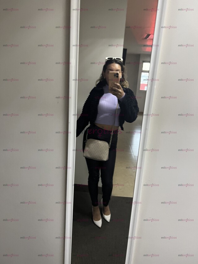 FOTOS DE ÉCHAME TU LUCHITA PAPI EN MI CARA O EN MIS BOOBIES QUE RICO!!!