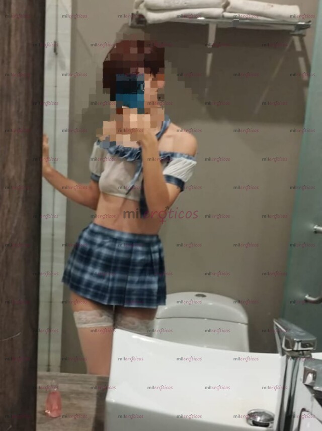 FOTOS DE SALLY, MUY CALIENTE CON MUCHAS GANAS DE COMPLACERTE