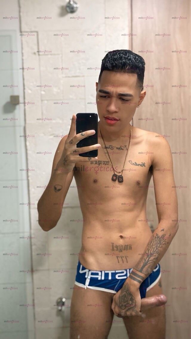 FOTOS DE MORENO VERGON DISCRETO LECHERO Y MORBOSO 21CM