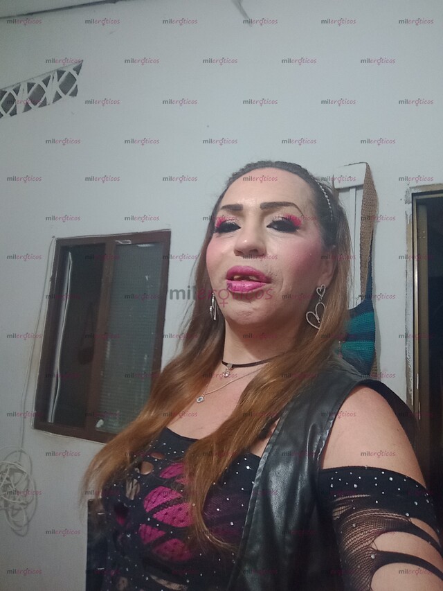 FOTOS DE CHICA TRANS EXPERTA PARA LOS NOVATOS Y DISPUESTA A COMPLACERTE CON APARTAMENTO