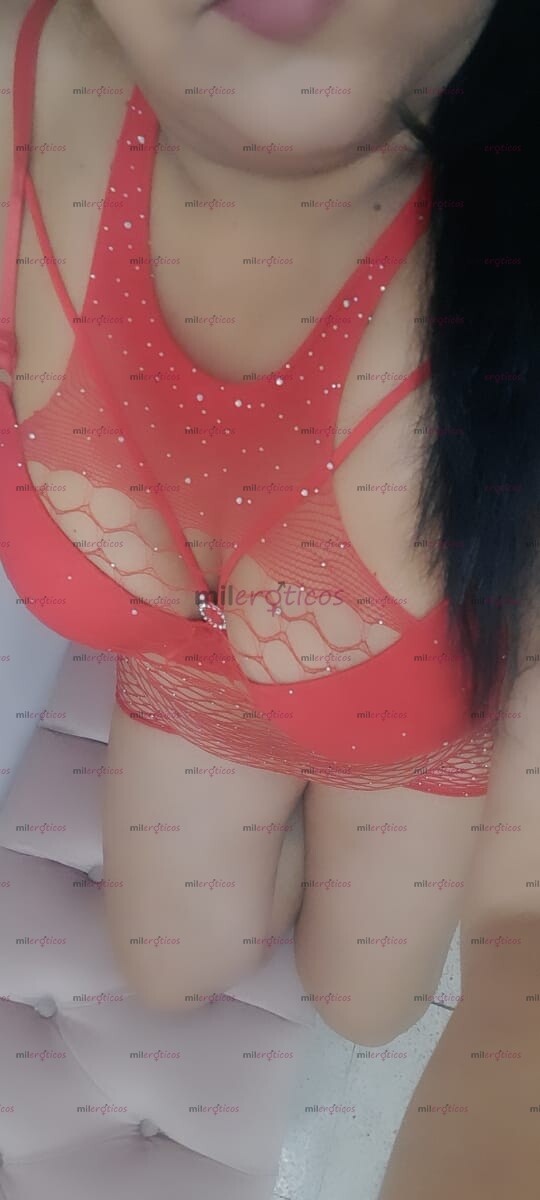 FOTOS DE VANESA CALIENTE Y COMPLACIENTE EXPERTA EN SEXO ORAL