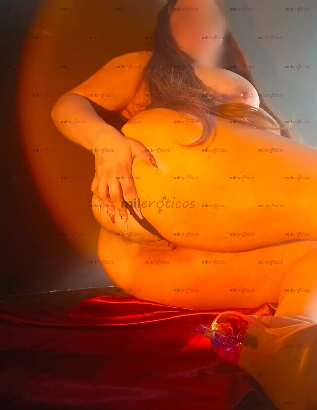 FOTOS DE SEXY Y TREMENDA CURVY SUPER ATASCADA Y SENSUAL, TE COMPLAZCO ESA ES MI META