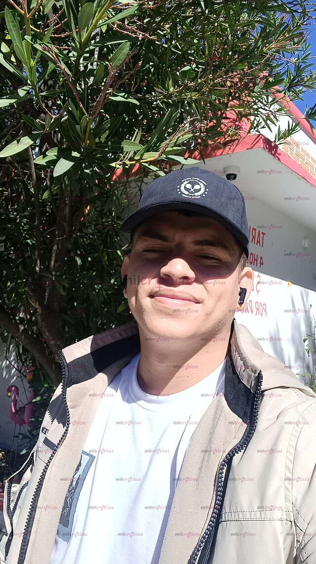 FOTOS DE HOLA SOY VENEZOLANO, MASAJISTA NUEVO EN TU CIUDAD, ME VOY PRONTO VEN Y DISFRUTA