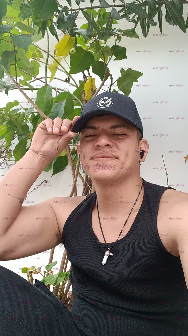 FOTOS DE HOLA SOY VENEZOLANO, MASAJISTA NUEVO EN TU CIUDAD, ME VOY PRONTO VEN Y DISFRUTA