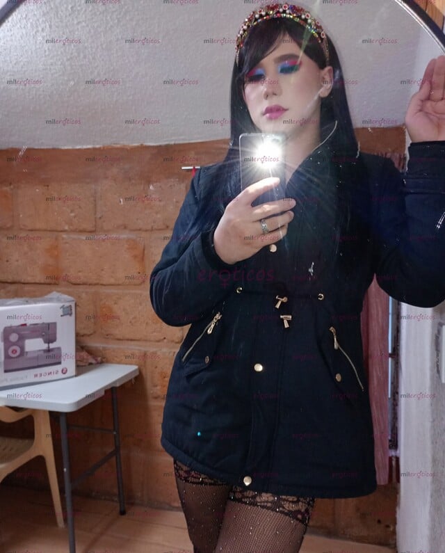 FOTOS DE ZULEYKA CHICA TRANS PACIENTE Y COMPLACIENTE.