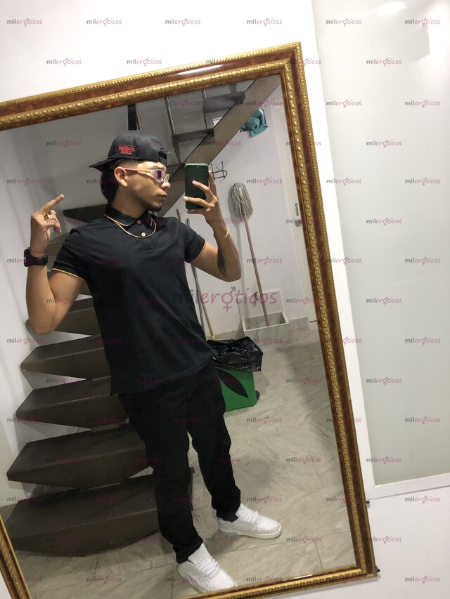 FOTOS DE CHICO BISEXUAL ABIERTO A CUALQUIER PROPUESTA.