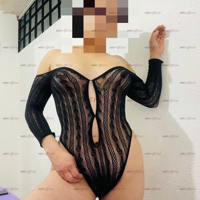 FOTOS DE BUSCAS UNA LINDA CHICA COMPLACIENTE, QUE TE HAGA COSAS RICAS.