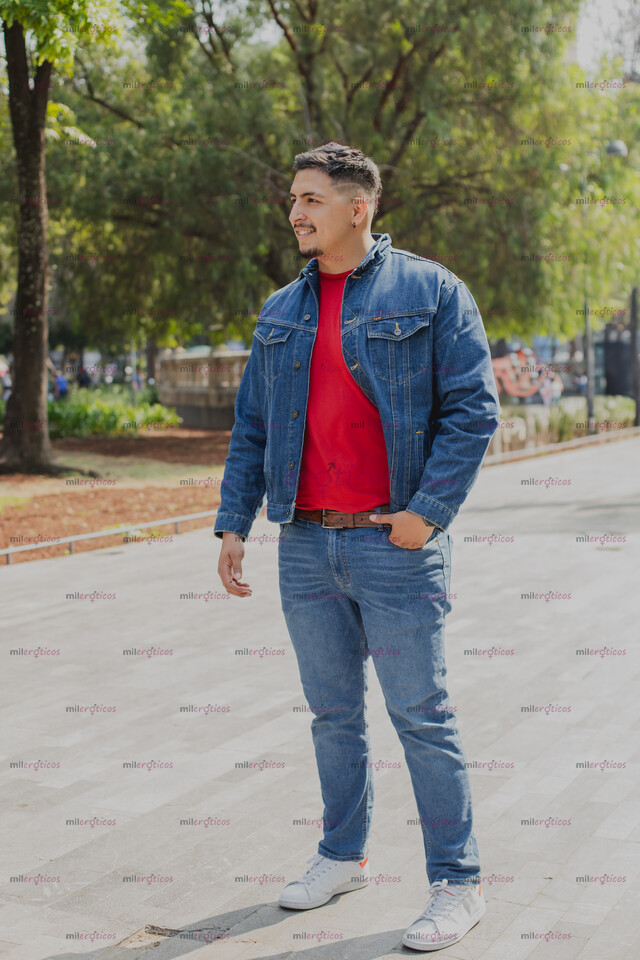 FOTOS DE DE VUELTA MEXICANO 1.90 CUERPO GRANDE Y EJERCITADO. ATENTO Y EDUCADO.