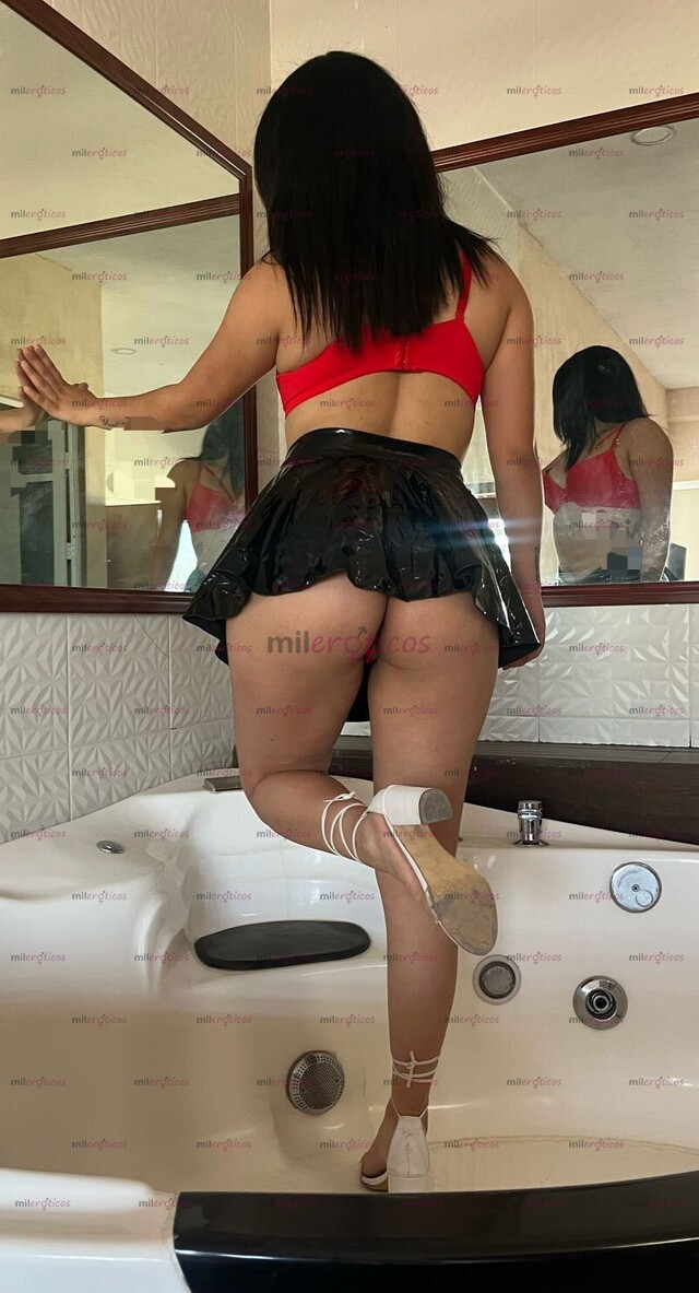 FOTOS DE HOLA PAPI SOY SAMANTA DISPUESTA PARA PASAR EL RATO RICO CON TIGO