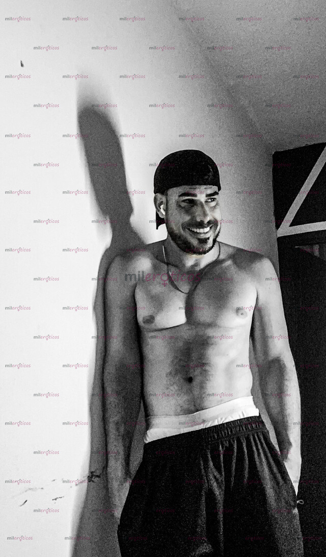 FOTOS DE MACHO MADURO VERGON CONTENIDO PERSONALIZADO SUPER CALIENTE Y MORBOSO