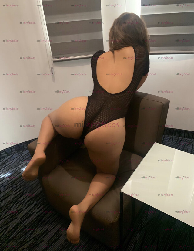 FOTOS DE APRETADITA E INSACIABLE COSTEÑITAA SÚPER FOGOZAA !!!!!!