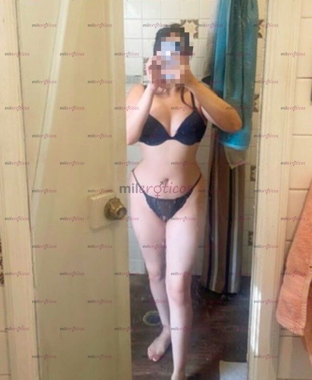 FOTOS DE UNIVERSITARIA SEXY CUERPO Y LINDA CARA: MASAJISTA HÍPER CACHONDA