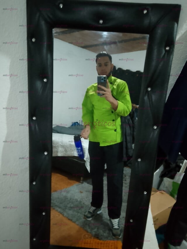 FOTOS DE JOVEN SIN LÍMITES, DISPUESTO A COMPLACER TODAS TUS FANTASÍAS SIN TABU.