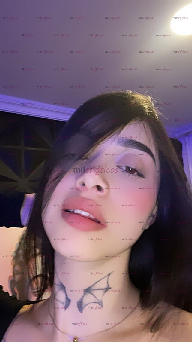 FOTOS DE VALERIA HERMOSA JOVEN TATUADA CON GANAS DE COMPLACERTE