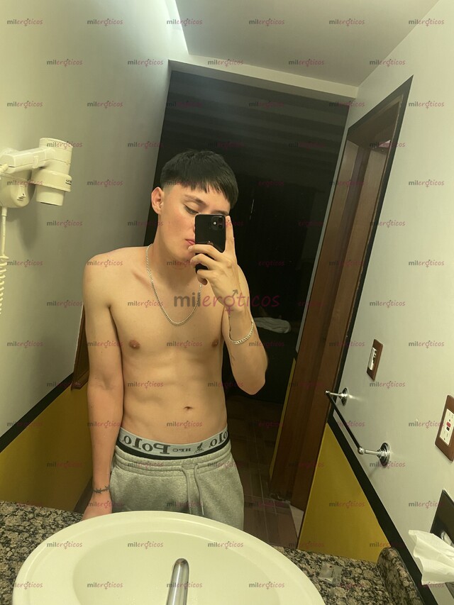 FOTOS DE JOVEN LLENO DE COLAGENO EN CDMX CON 18 CM