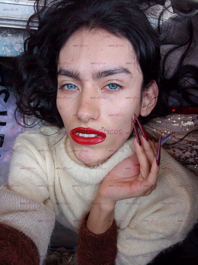 FOTOS DE LISTA PARA COGERTE SABROSO!! CALIENTE, MOJADITA Y APRETADITA