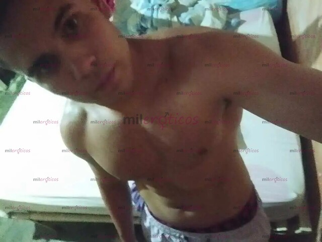 FOTOS DE ALEXANDER NUEVO EN EL AMBIENTE COMPLACIENTE