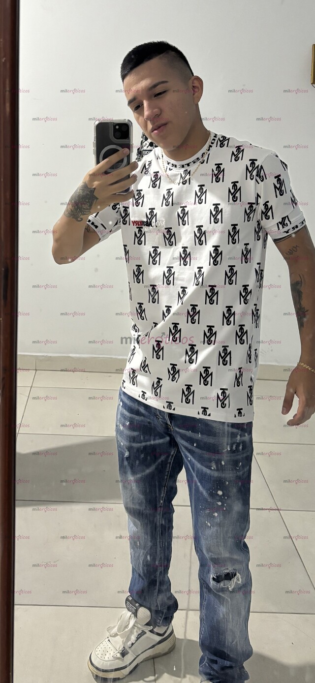 FOTOS DE MAN SERIO DISPUESTO A CUALQUIER PROPUESTA