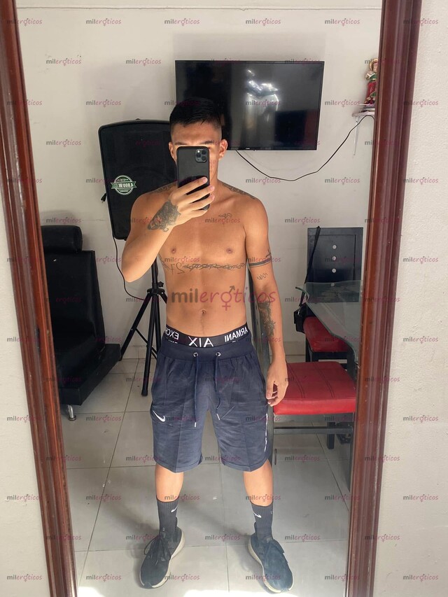 FOTOS DE MAN SERIO DISPUESTO A CUALQUIER PROPUESTA