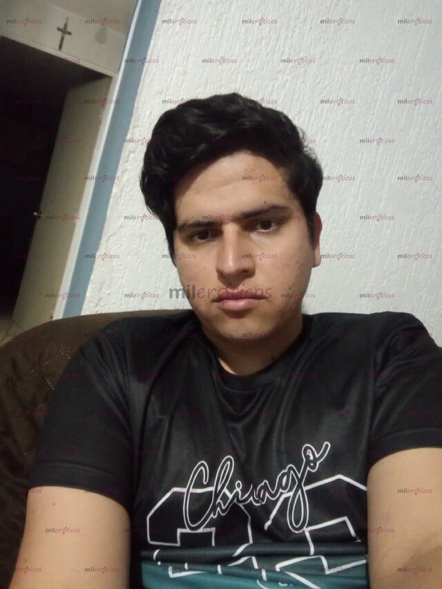 FOTOS DE HOLA SOY UN CHICO DE 24 AÑOS INTER MUY CALIENTE PARA CUMPLIR TUS FANTASIAS