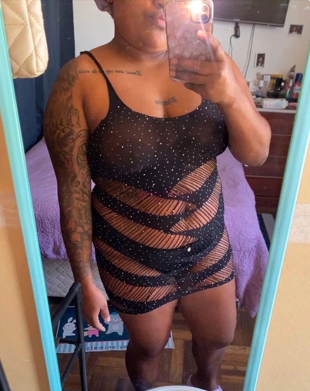 Soy muy caliente complaciente me gusta tratarlo bien rico la vamos a pasar bien mis amore bengan a verme si aqui se van a sentir como en su casa todo...