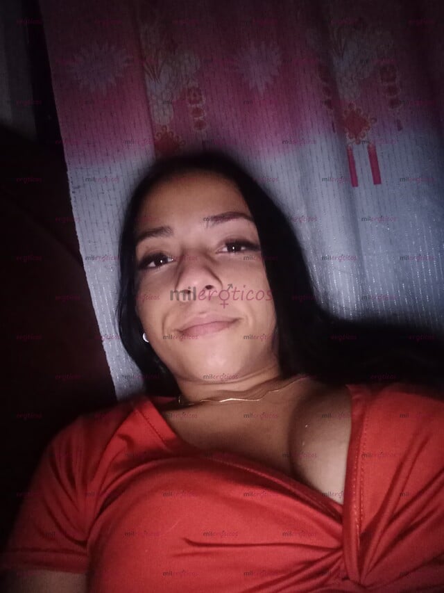 FOTOS DE HOLA MIS AMORES SOY UNA JOVENCITA MORENA TENGO 23 AÑOS