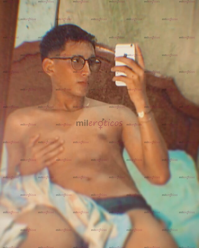 FOTOS DE HOLA CÓMO ESTÁN SOY FELIPE TENGO 22 AÑOS ESTOY DE PASO EN LA CIUDAD DE CALI