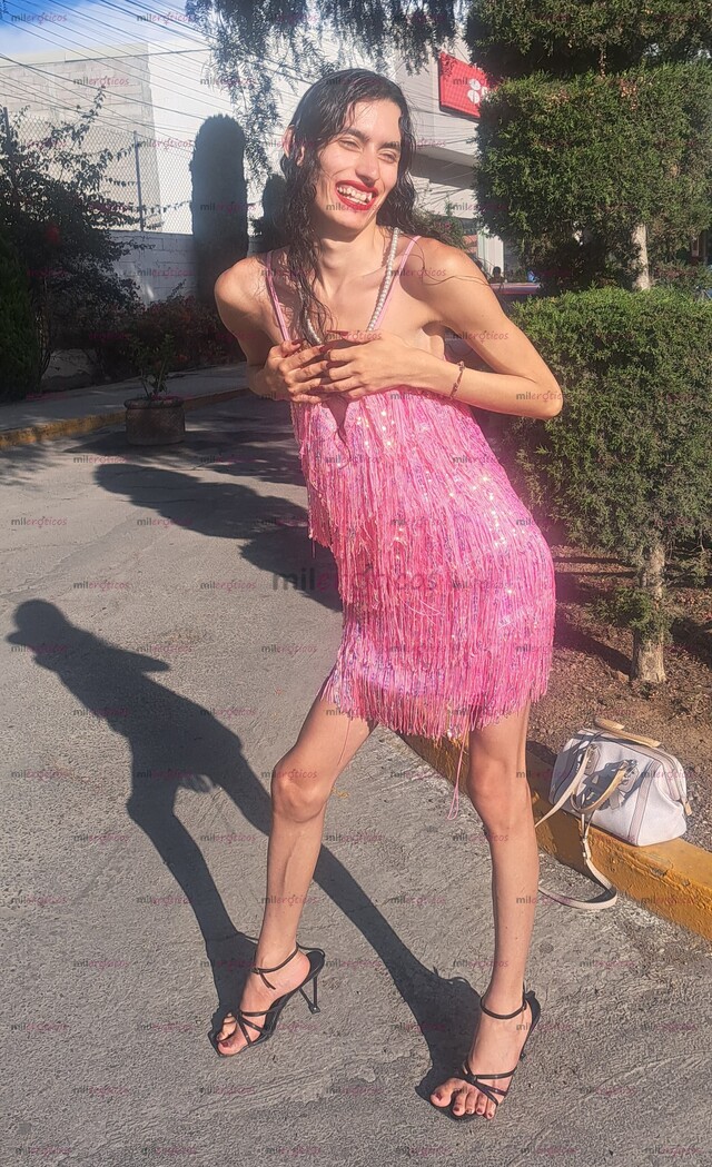 FOTOS DE LISTA PARA COGERTE SABROSO!! CALIENTE, MOJADITA Y APRETADITA