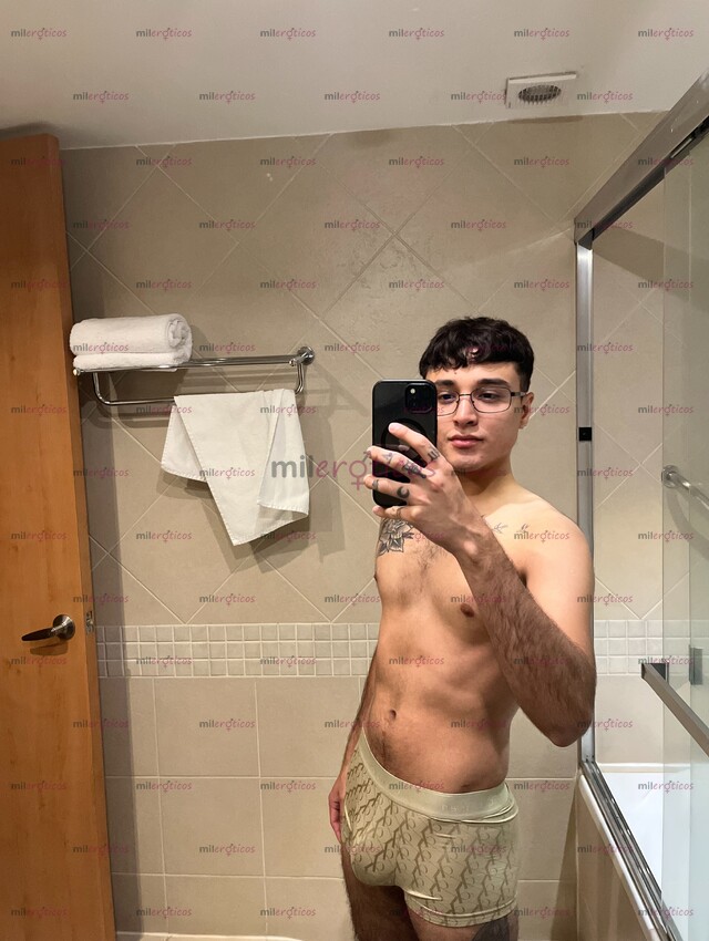 FOTOS DE 20CM SOY EL NIÑO MÁS ARDIENTE DEL PORTAL