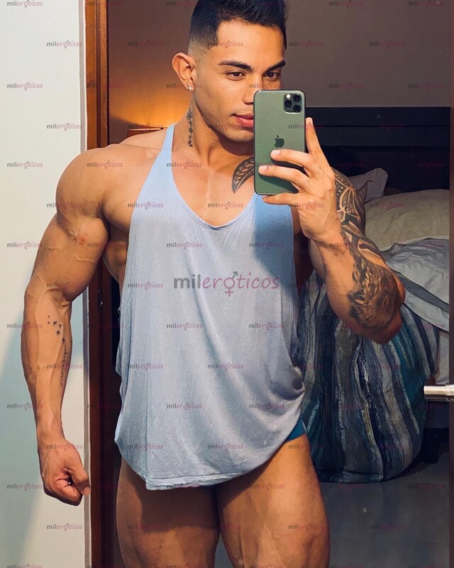 FOTOS DE MACHO ATLÉTICO MORBOSO LECHERO DISPONIBLE EN ZONA CÉNTRICA