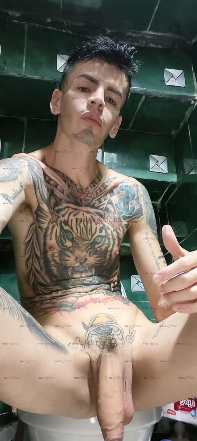 FOTOS DE FLACO VERGON FETICHERO BLANCO TATUADO MORBOSO