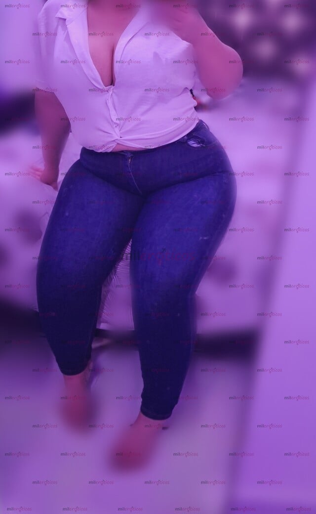 FOTOS DE POETICAMENTE HABLANDO QUIERO QUE MI CUERPO Y EL TUYO RIMEN...