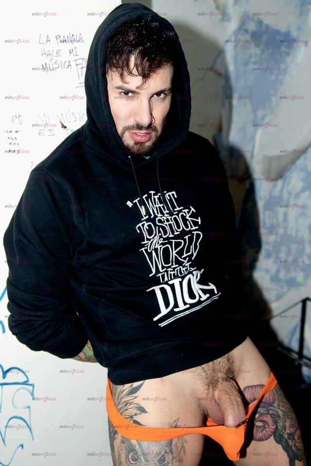 FOTOS DE RELÁJATE CON MIS MANOS Y DESPUÉS CON MI CUERPO. DÉJATE CONSENTIR POR MI.!