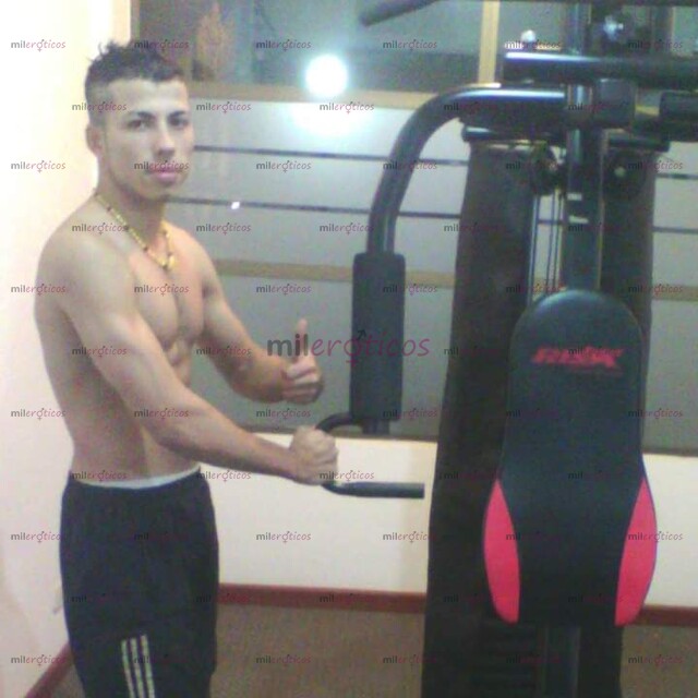 FOTOS DE SE HACE TODO TIPO DE MASAJE .. RELAJANTE.. REDUCTOR.. TÁNTRICO