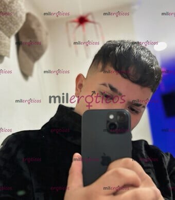 FOTOS DE RICA VERGA DE 18CM LISTA PARA PROBAR TUS LABIOS MAMI