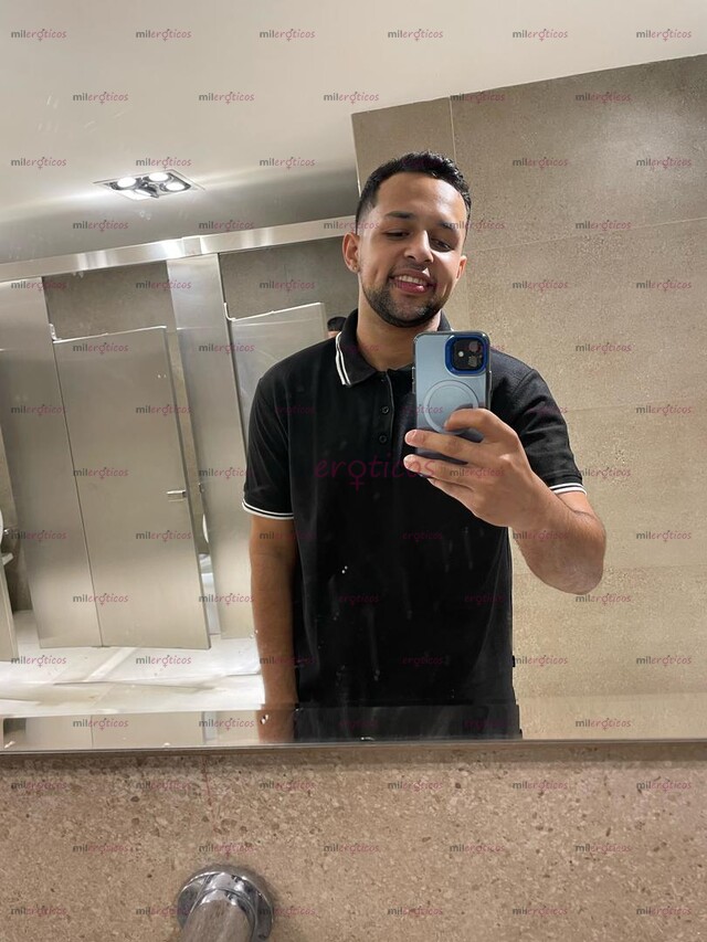 FOTOS DE HOLA SOY DAVID JOVEN COLOMBIANO QUE CUMPLE TUS DESEOS SEXUALES