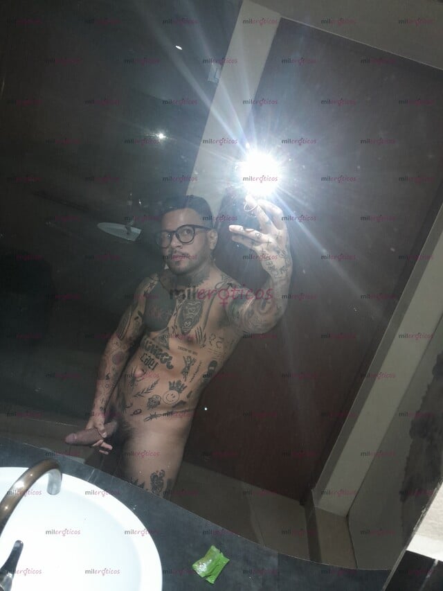 FOTOS DE JOSHUA VENEZOLANO HOT LISTO PARA COGERTE Q ESPERAS ESCRIBEME PARA BRINDART INF