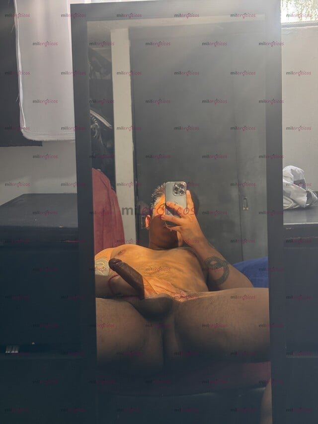 FOTOS DE CHACAL TATUADO CON BUENA VERGA Y BUEN CULO PARA COMPLACERTE, CONTÁCTAME