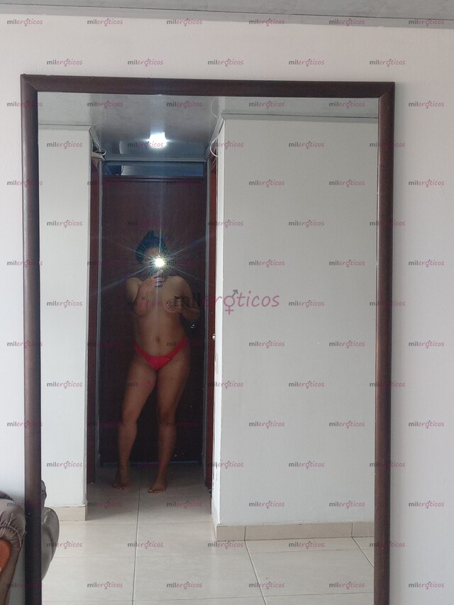 FOTOS DE HOLA CUQUITA APRETADITA Y MOJADITA LISTA PARA TI