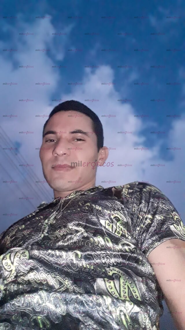FOTOS DE HETERO ACTIVO DISCRETO MUY RESERVADO SOLO GENTE SERIA Y MADURA