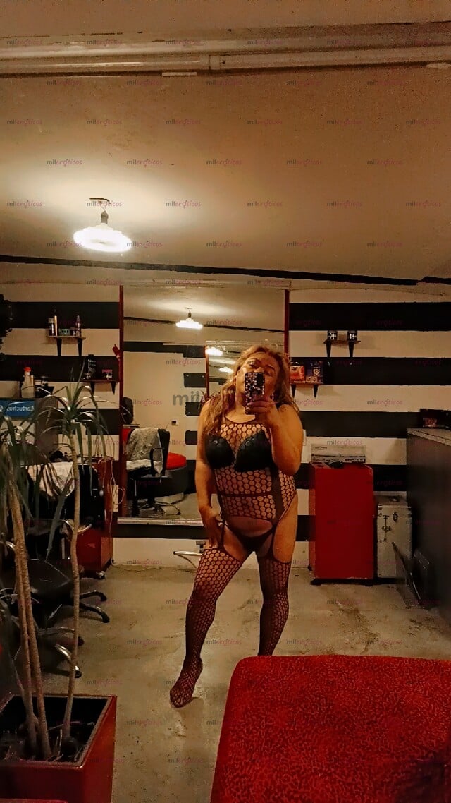 FOTOS DE SAMANTHA CHICA MUY HOT CON PREFERENCIA SER SEXO ORAL Y QUE LE HAGAN SEXO ORAL